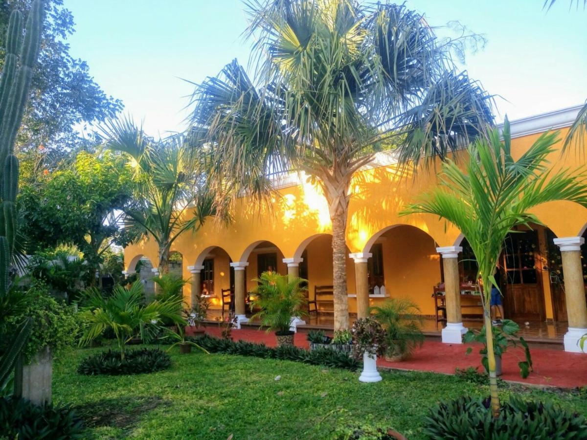 Отель Casa Palagui Colonial Вальядолид Экстерьер фото
